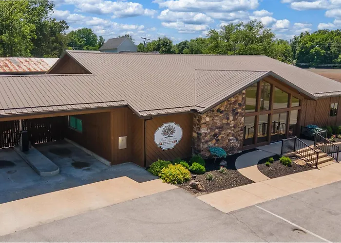 King Suite, Hot Tubs, Inn